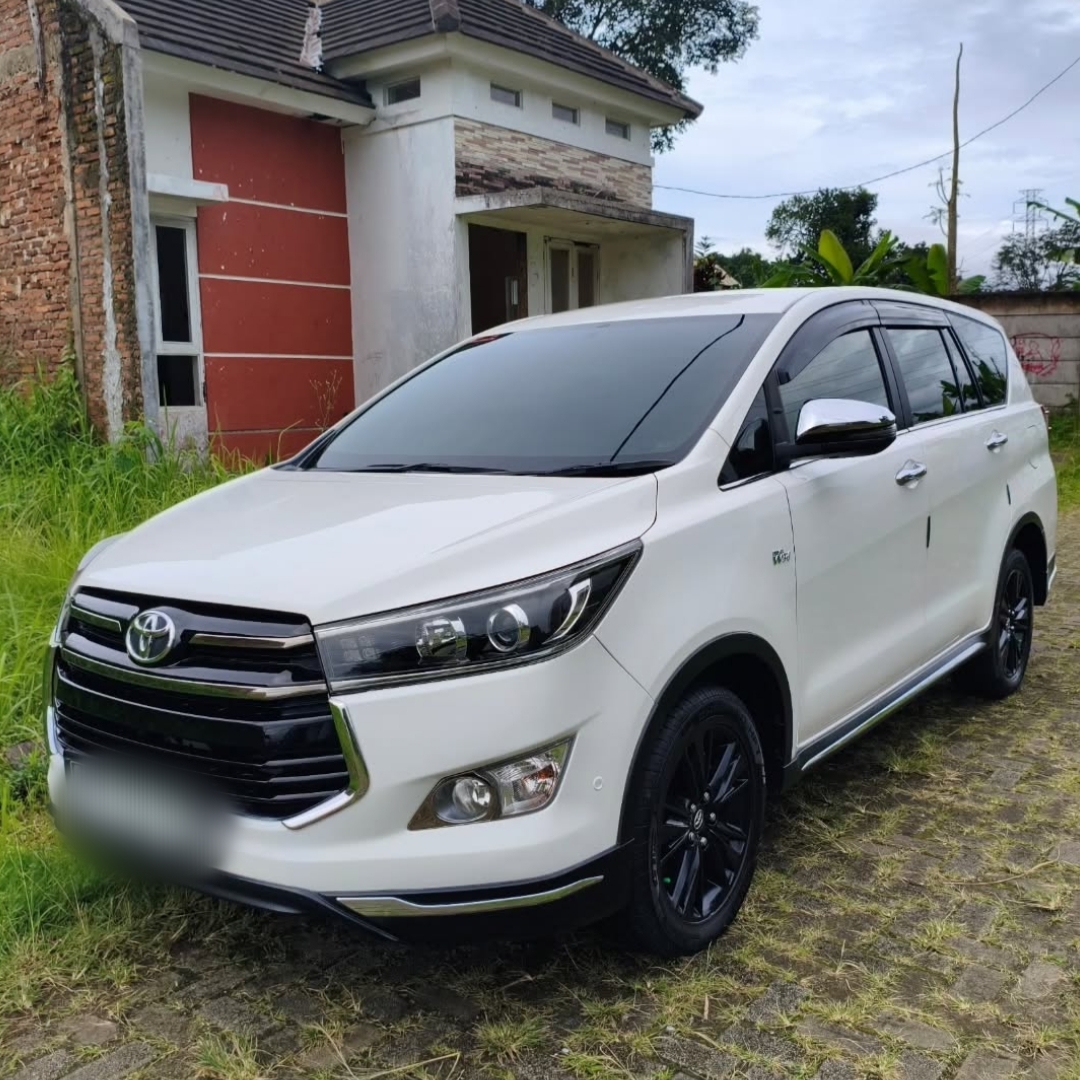 Toyota Innova Venturer 2019 Matic