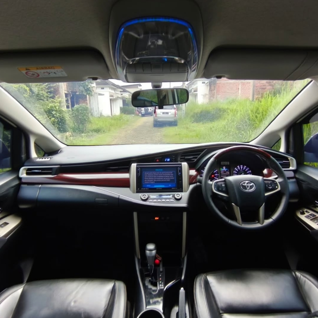 Innova Interior